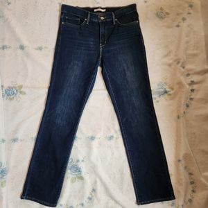 Levi's 314 Shaping Straight Jeans